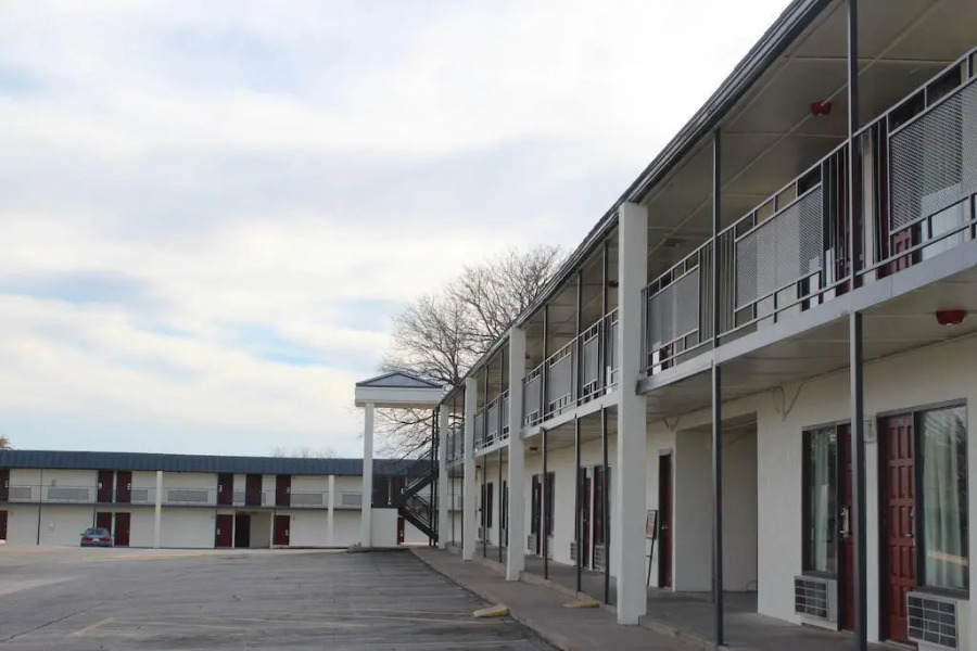 Red Roof Inn & Suites San Angelo