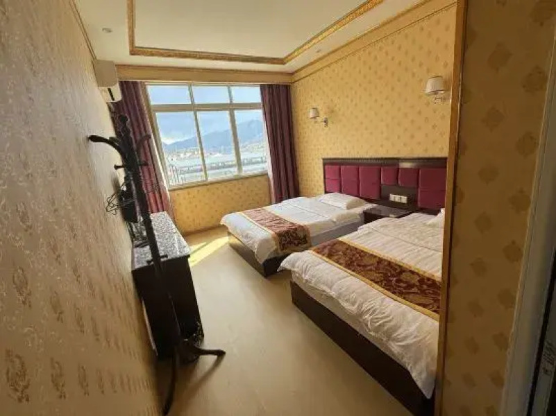 Huicheng Business Hotel