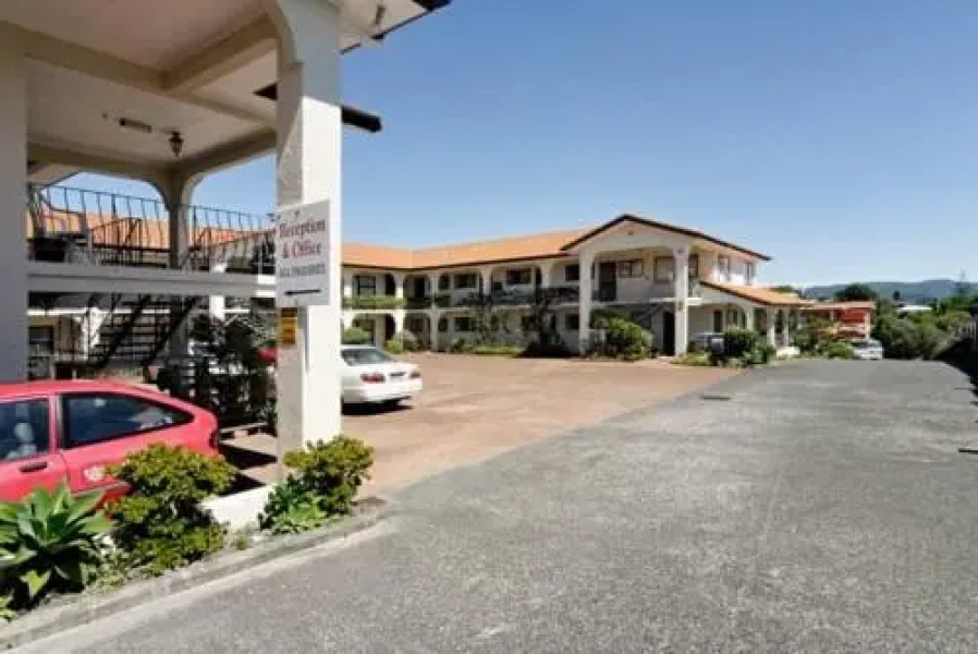 Dalma Court Motor Inn