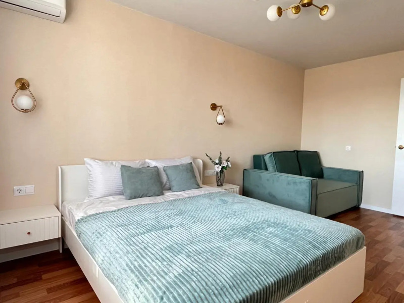 Апартаменты на проспекте Яшьлек 12Б