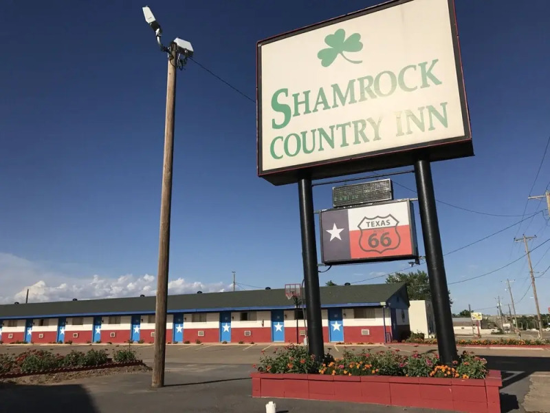 Shamrock Country Inn