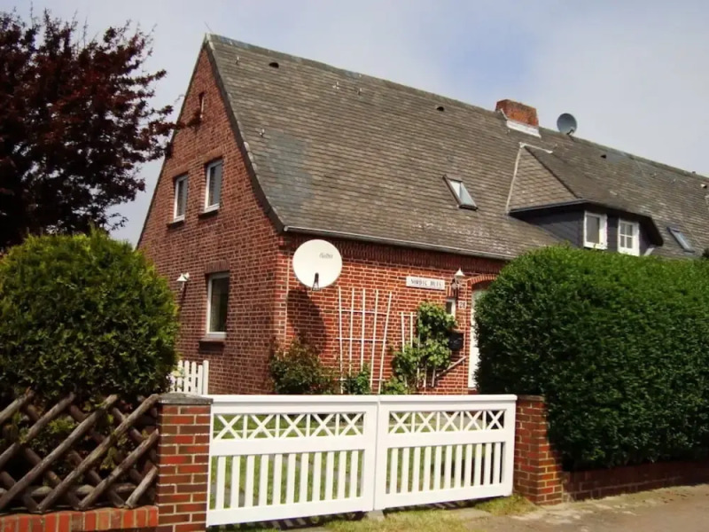 Nordic Huis Modern Retreat