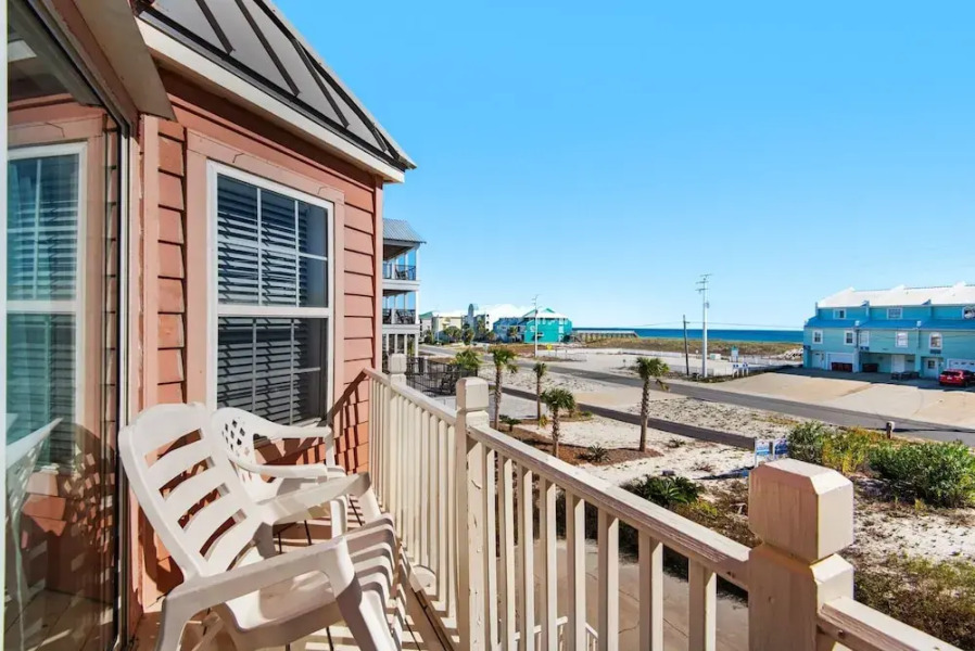 Pelican Point 2 Bedroom Townhouse by RedAwning