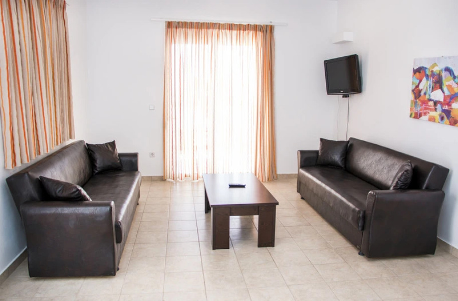 Gennadi Garden Apartments