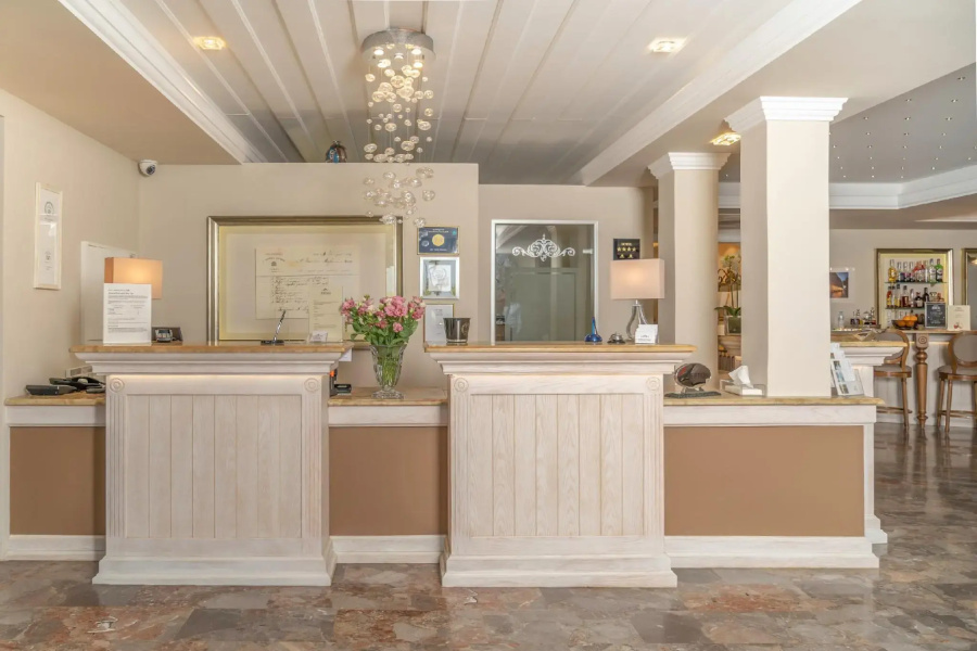 Art Hotel Debono