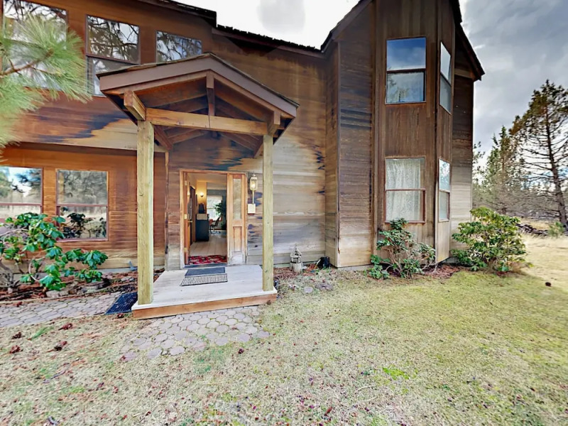 16973 Buck Horn Dr Home 5 Bedrooms 3.5 Bathrooms Home