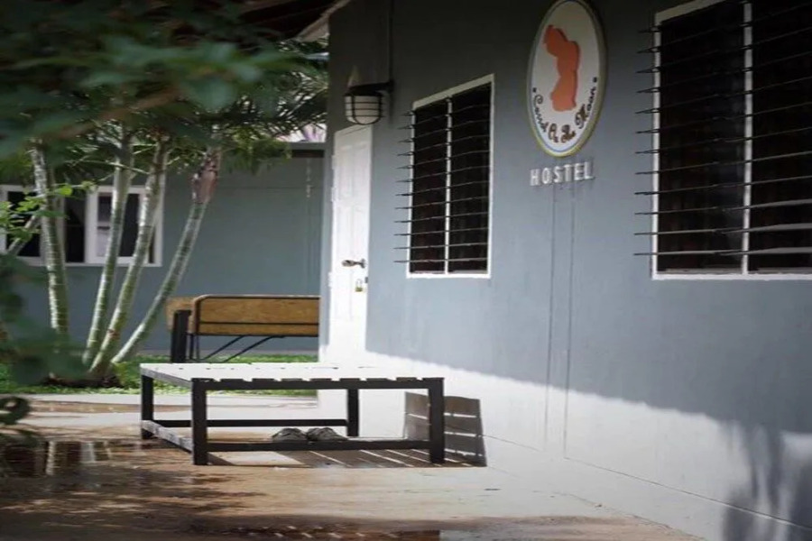 Carrot On The Moon Hostel