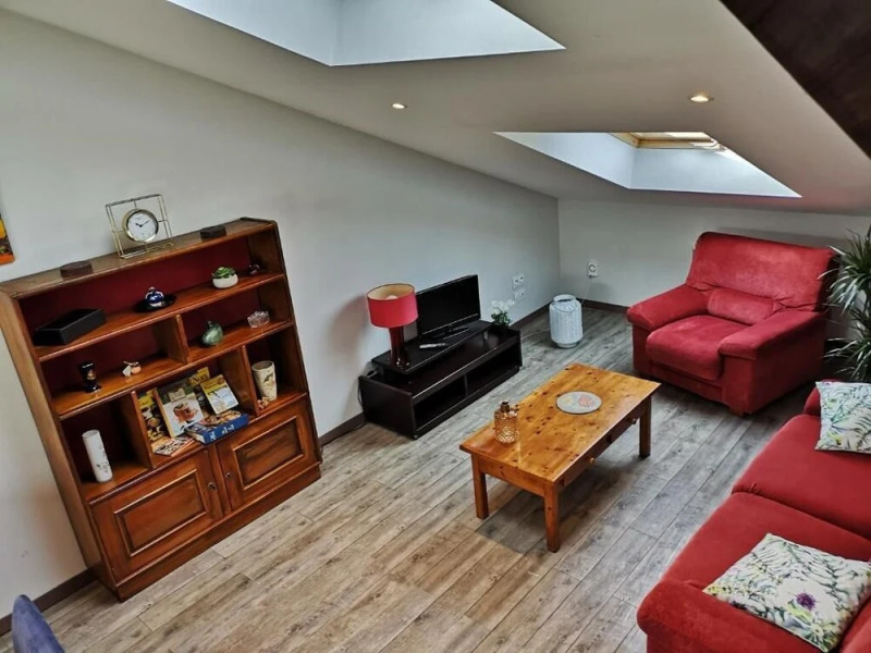 Spacieux T3 Mansardé Avec Parking Périgueux