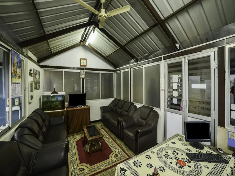 OYO 28641 Vijaya Deepa Guest House