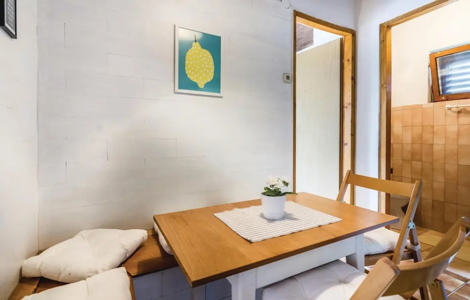 Stunning Apartment in Krusevo With 2 Bedrooms and Wifi