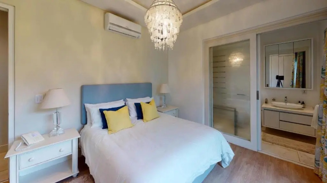 Stamford on Sea by Top Destinations Rentals