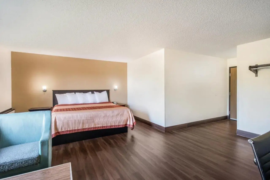 Super 8 Harrisonville