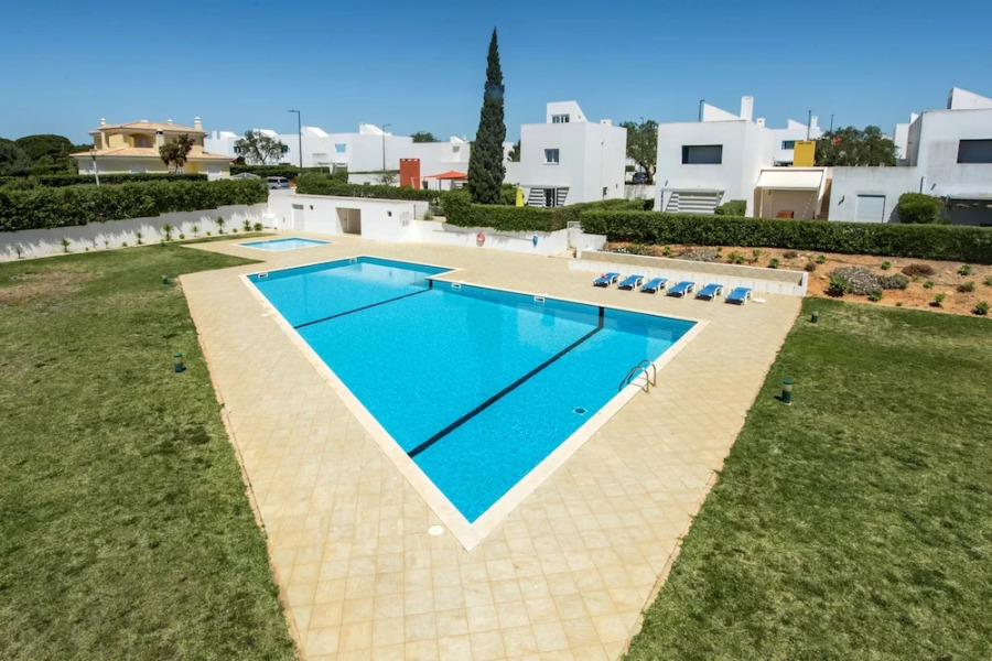 Villa Victoria With Pool and air con