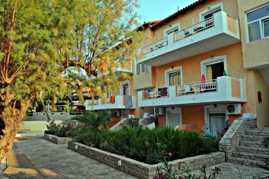 Studios & Appartments Posidonio