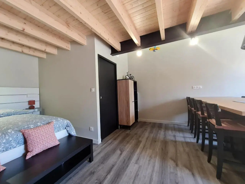 Gîte Rochetrejoux, 1 pièce, 4 personnes - FR-1-426-479