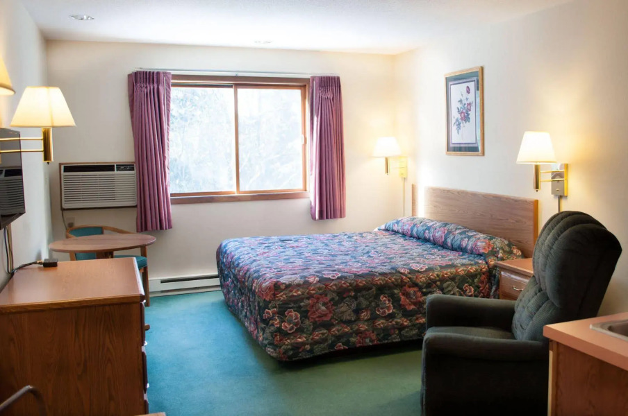 Cobblestone Inn Suites Merrill