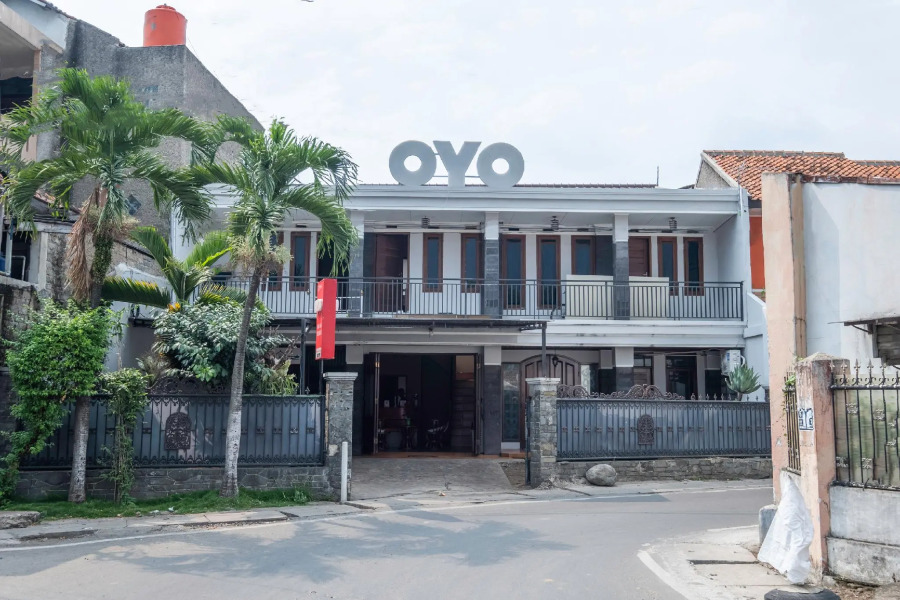 OYO 1859 Rancabali Residence
