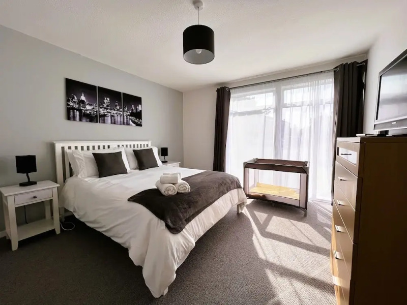 Spacious Family Bungalow With Garden For Up To 7