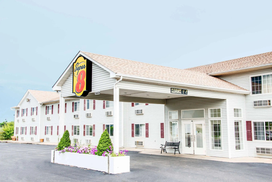 Super 8 Neosho