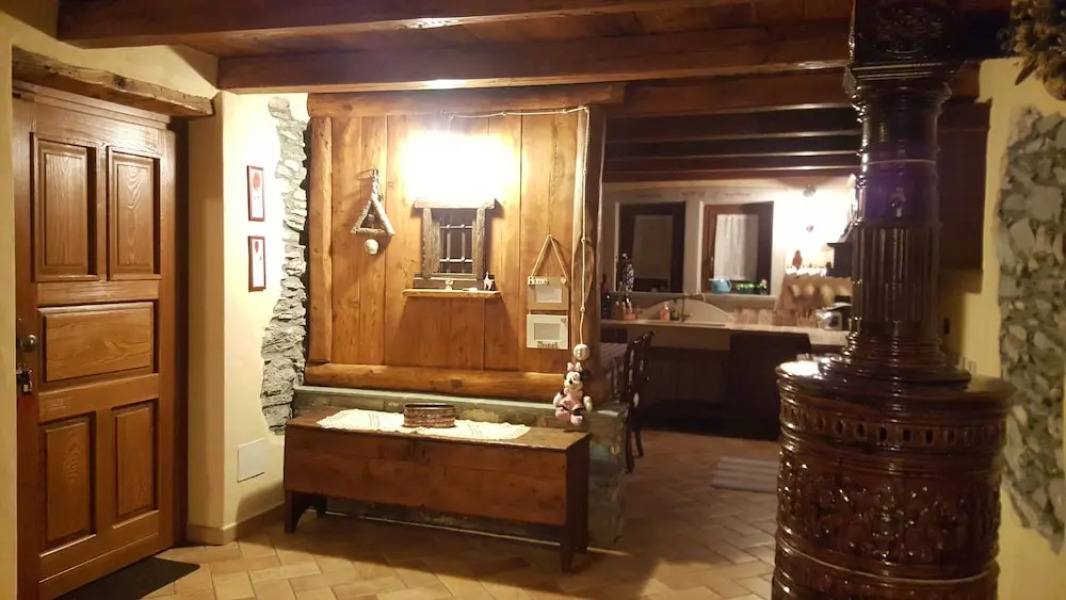 Charming Chalet With Panoramic View