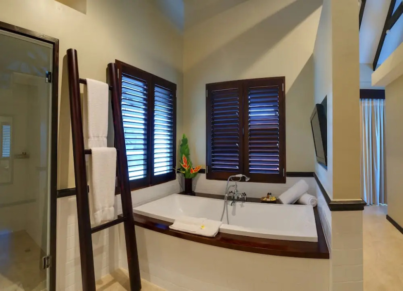 Warwick Le Lagon - Vanuatu