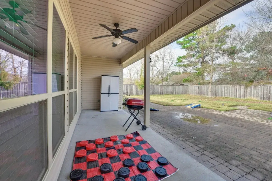 Spacious Zachary Home: 12 Mi to Baton Rouge!