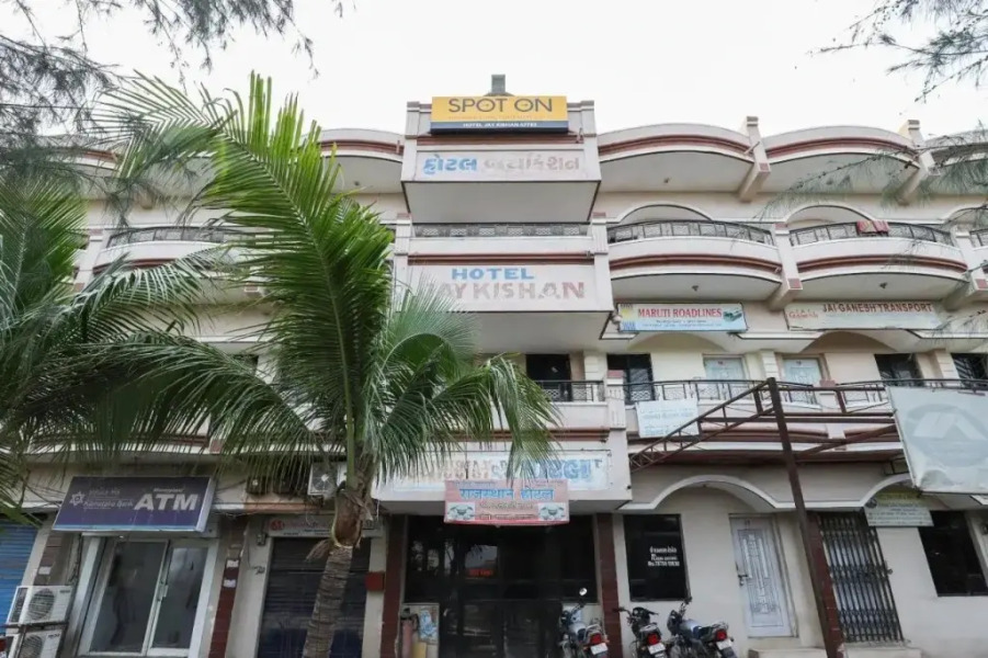 Hotel Jay Kishan by OYO Rooms