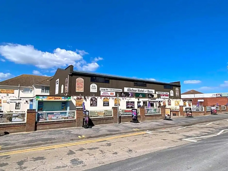 The Anchor Hotel  Bars