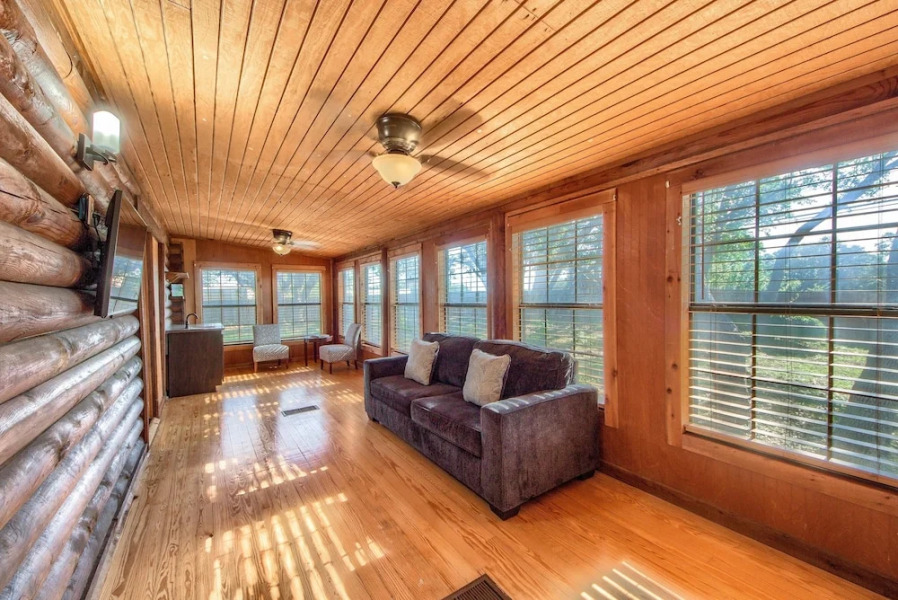 No Hurry Ot 250nh 2 Bedroom Home by RedAwning