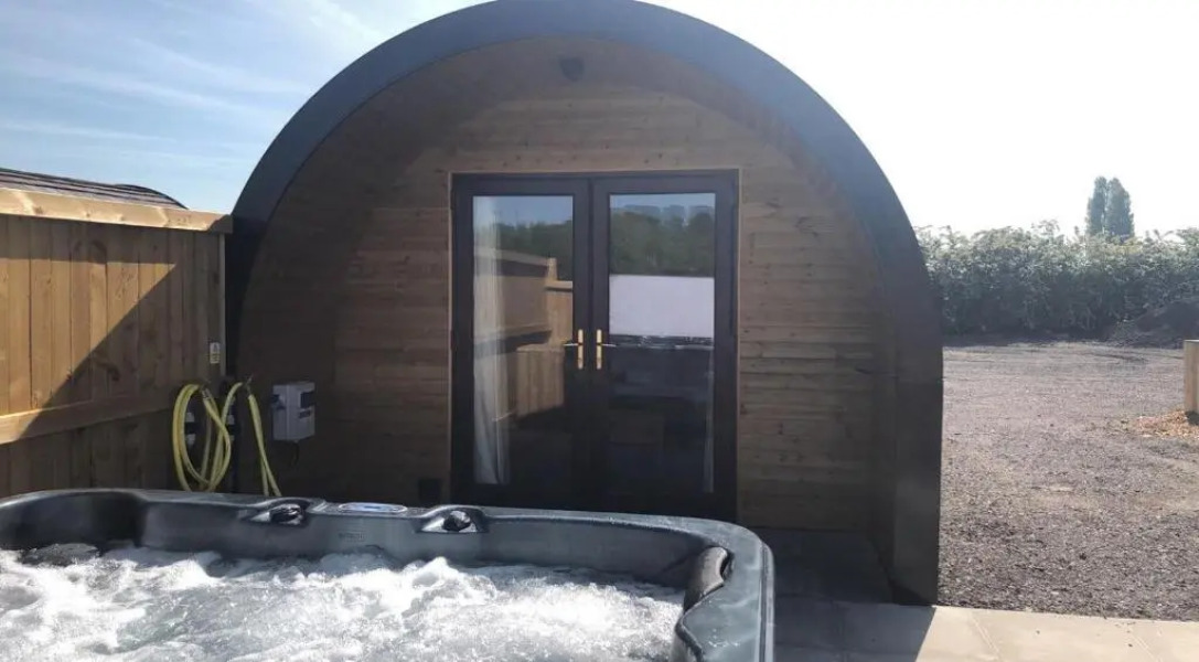 Superior glamping pod with hot tub