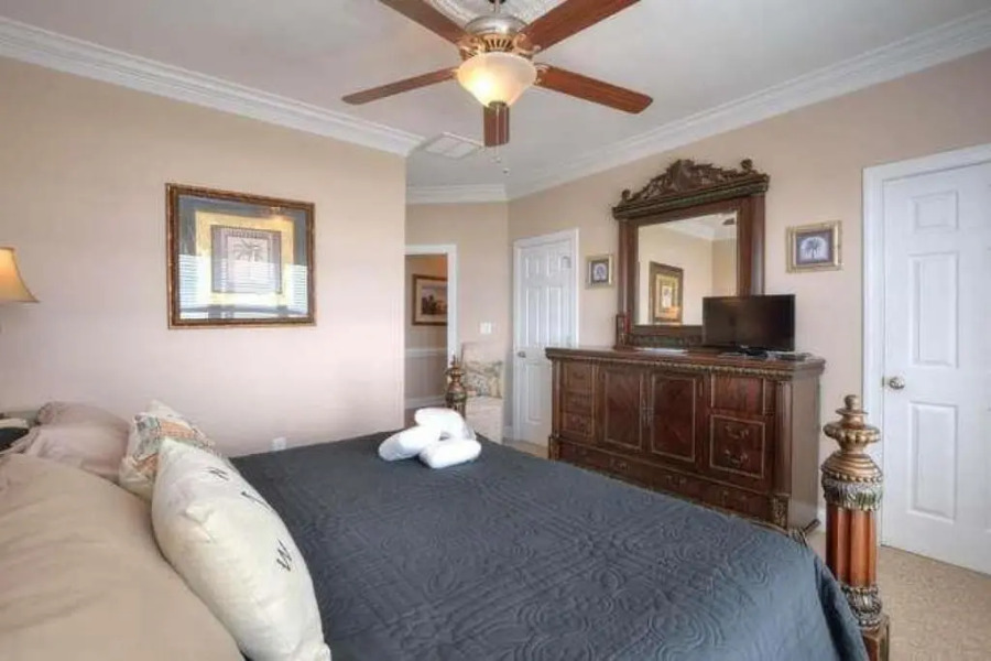 Serenity Sands Beach Retreat