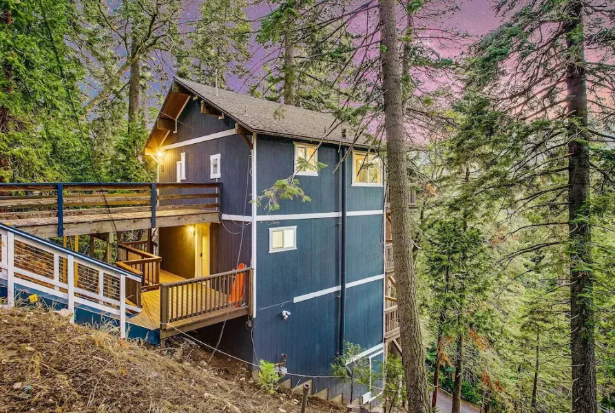 Tree-lined Lake Arrowhead Cabin ~ 1 Mi to Village!