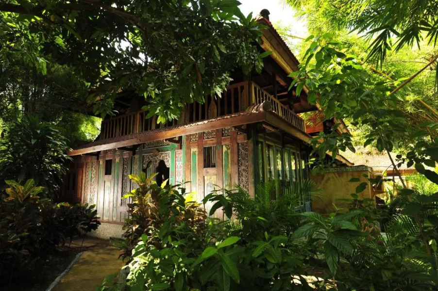 Pondok Sari Beach & Spa Resort