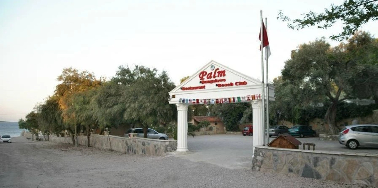 Palm Motel Beach Club