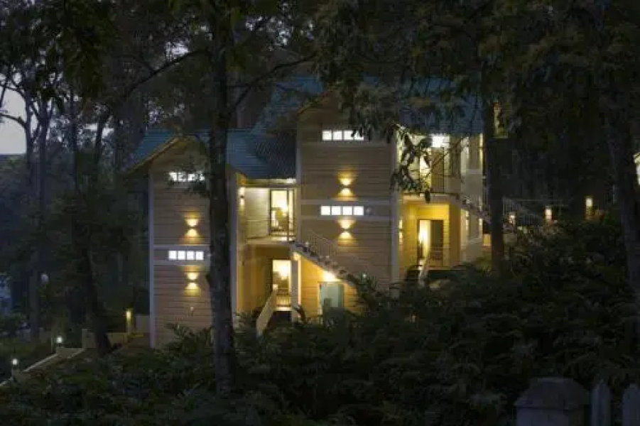Areva Inn