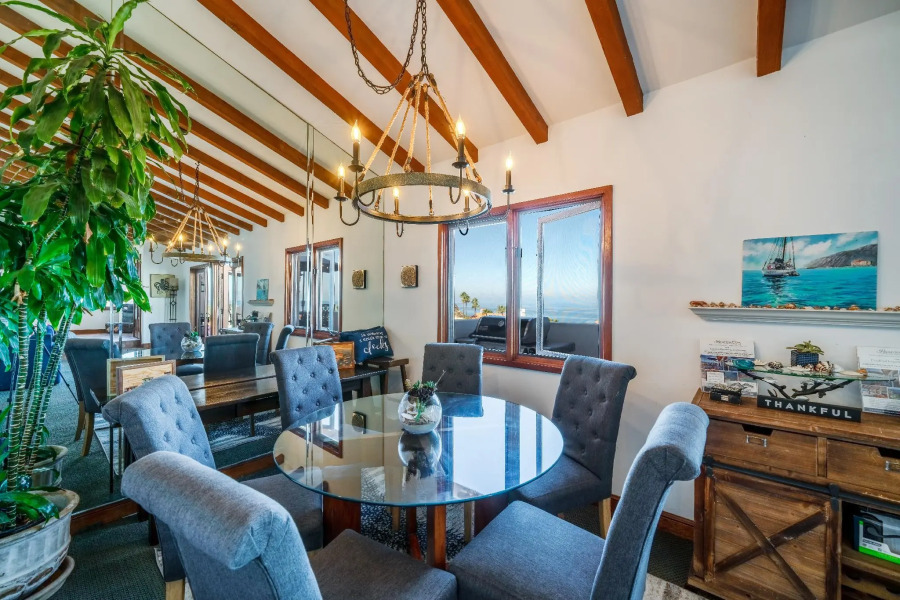 Gorgeous Oceanfront villa with panoramic views