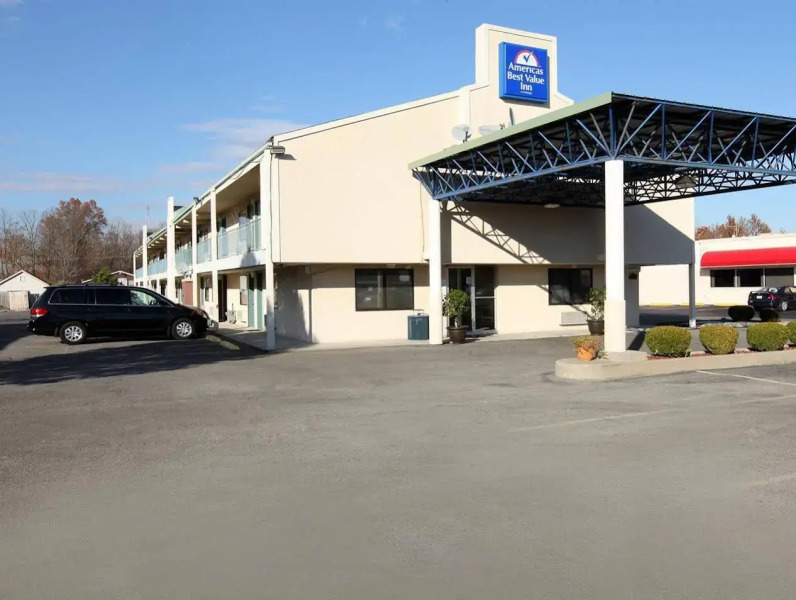 Carbondale Value Inn & Suites