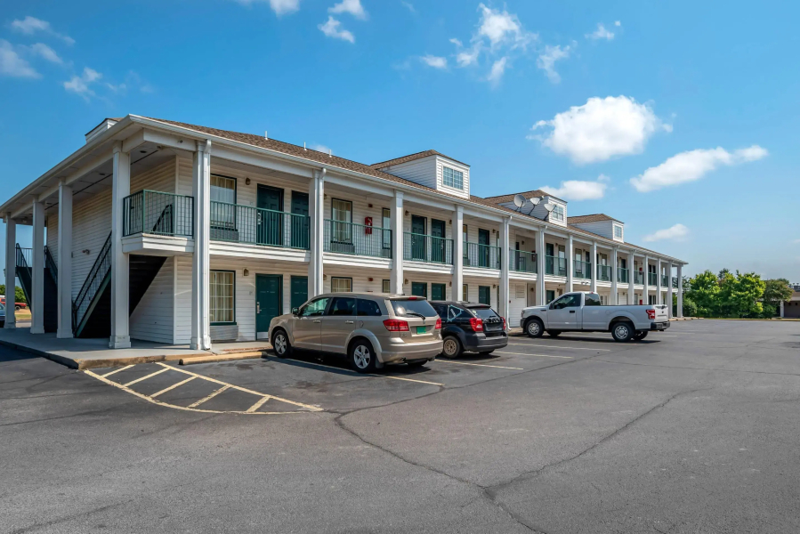 Econo Lodge Tupelo Barnes Crossing