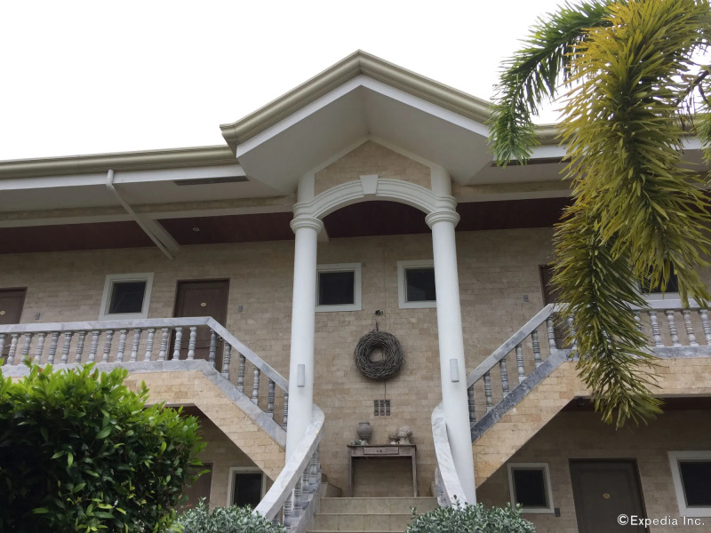 Panglao Pearl Premier White Sand Resort