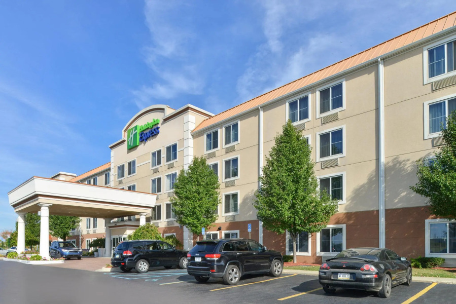 Holiday Inn Express Wixom by IHG
