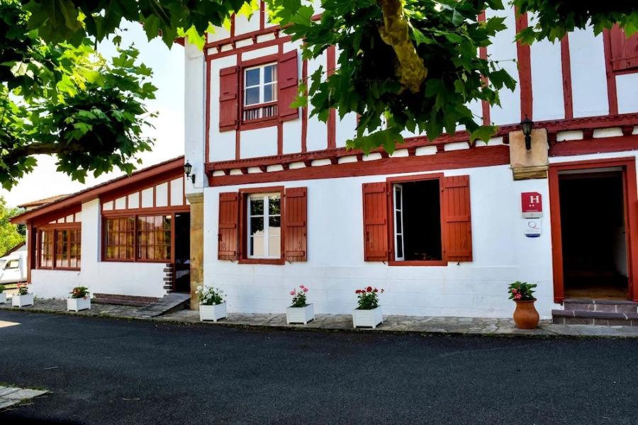 Hotel Restaurant Baratxartea