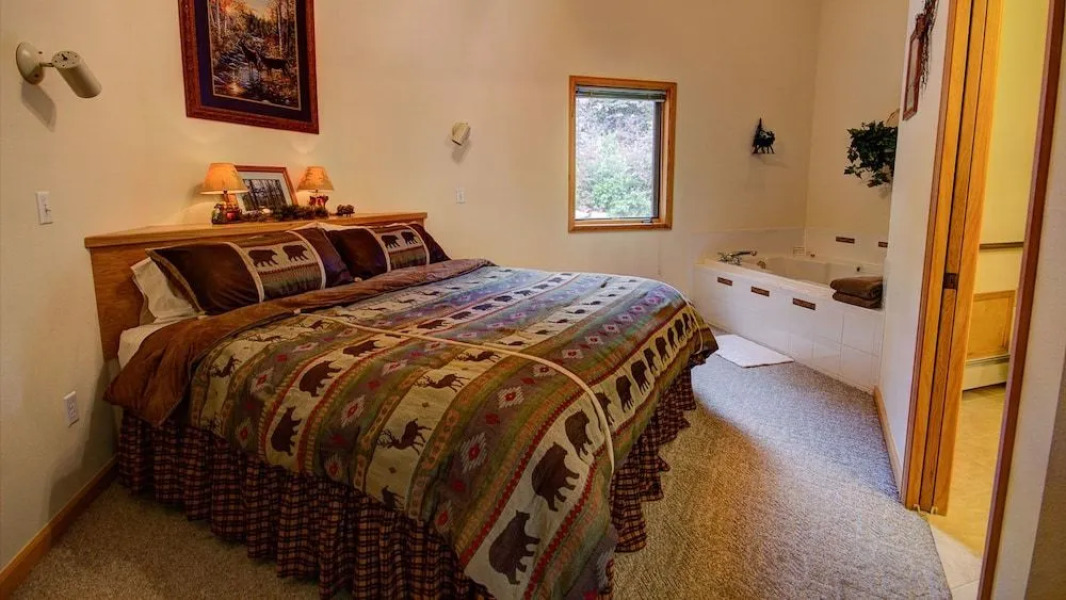 River Stone Resorts & Bear Paw Suites