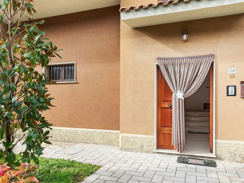 Spacious Apartment in Subbiano With Garden