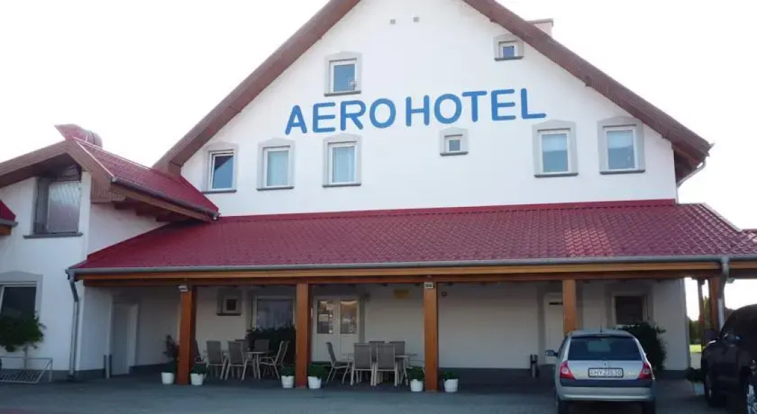 Aero Hotel & Etterem
