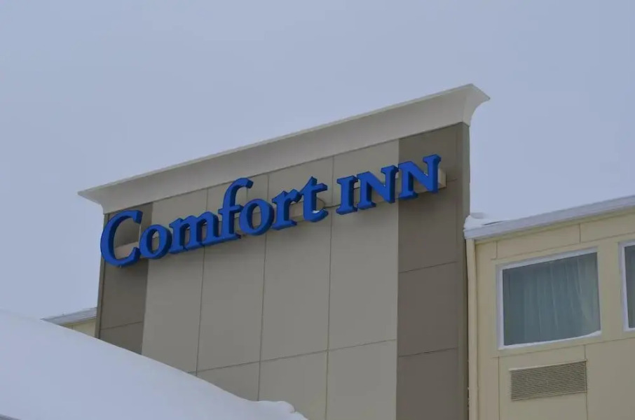 Kensington Inn & Suites