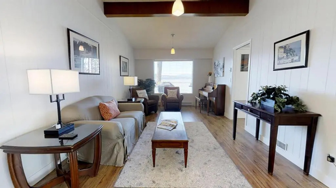 Sea Breeze Ocean Front Home