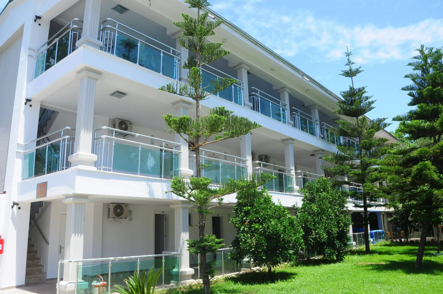 Clover Magic Altinkum Park Hotel