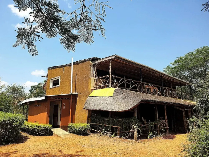 Hornbill Bush Lodge
