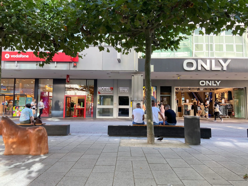 Hotel Stadt Hamburg am Fluss Saarbrücken