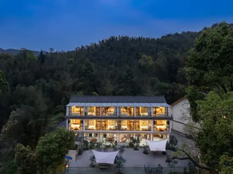 Qiannan Bamboo Sea Yanqi. Private Tang Homestay